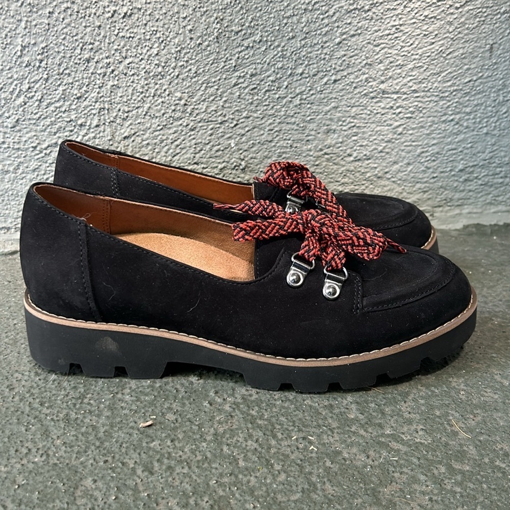 Vionic Teagan Black Nubuck Leather Lace Up Oxford Loafer Size 6 NWOB - Picture 3 of 9